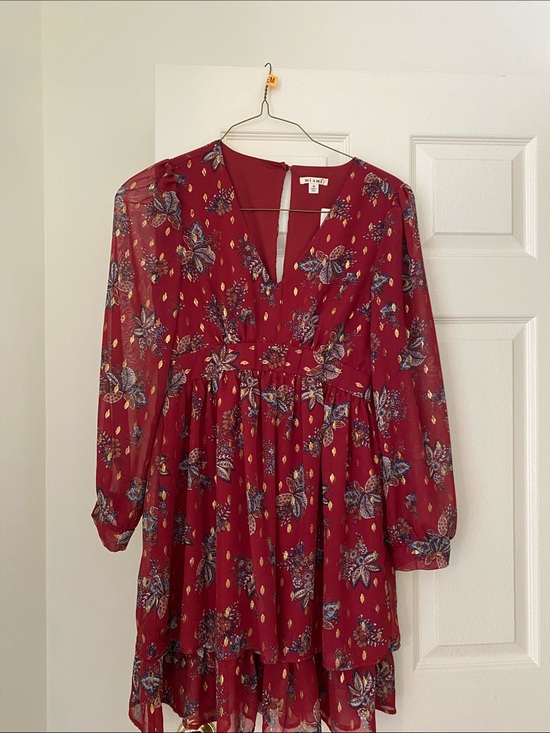 miami Dresses & Skirts - Red Floral Long-Sleeve V-Neck Tiered Dress